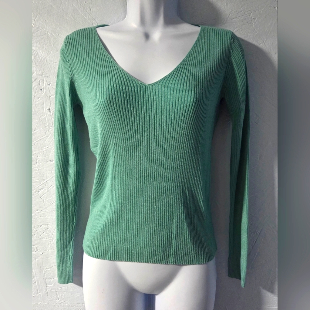 Vintage Y2K Glacier V-neck Ripped Sweater - L